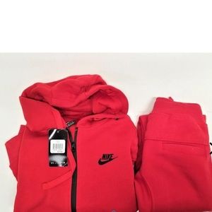 Women's Red Nike Sweatsuit set Size Small - NWT